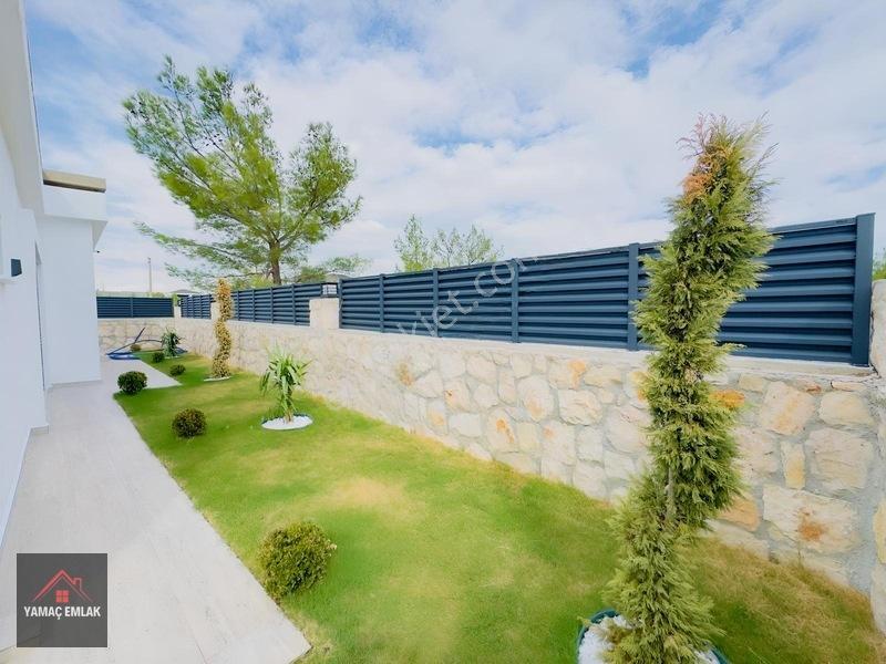 Didimde Satılık 600 M2 Arsa İçinde Alaçatı Mimarili Özel Villa — fotoğraf 22