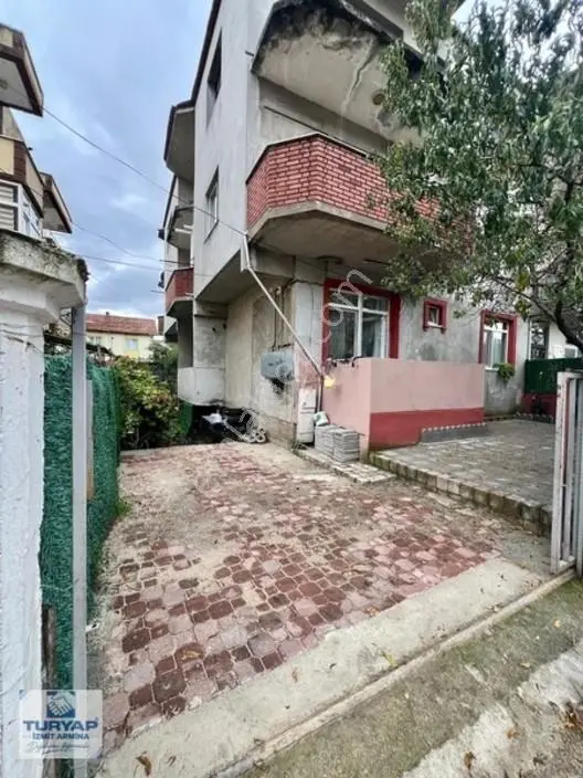 Turyap'tan Başiskele Vezirçiftliği'nde Satılık Bakımlı Daire — fotoğraf 4