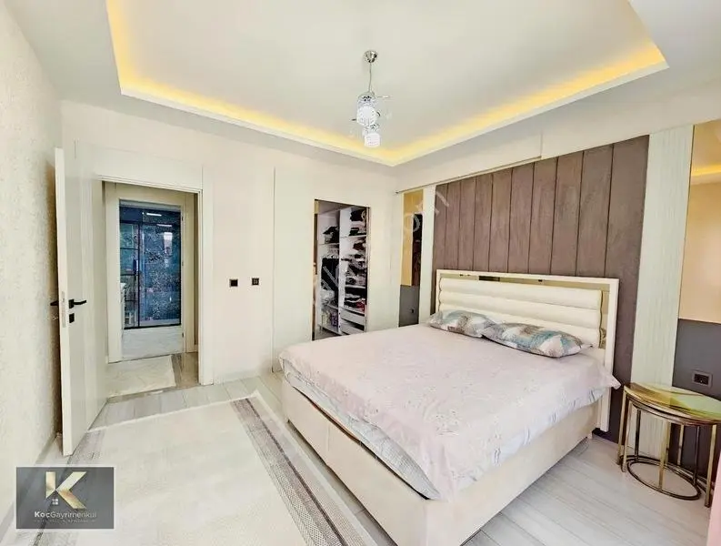 Stadyum Yanı Satılık 3.5+1 Fırsat Daire — fotoğraf 4