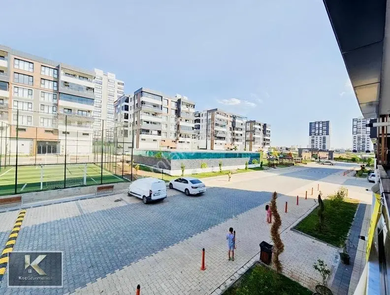 Stadyum Yanı Satılık 3.5+1 Fırsat Daire — fotoğraf 5