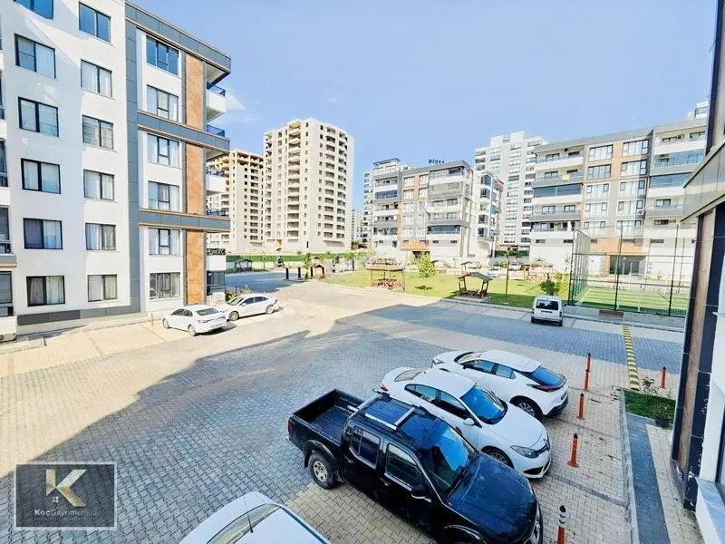Stadyum Yanı Satılık 3.5+1 Fırsat Daire — fotoğraf 28