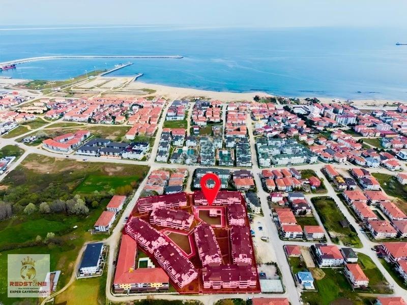 Karasu Da Çift Havuzlu Elit Sitede Geniş 2+1 Satılık Yazlık — fotoğraf 3