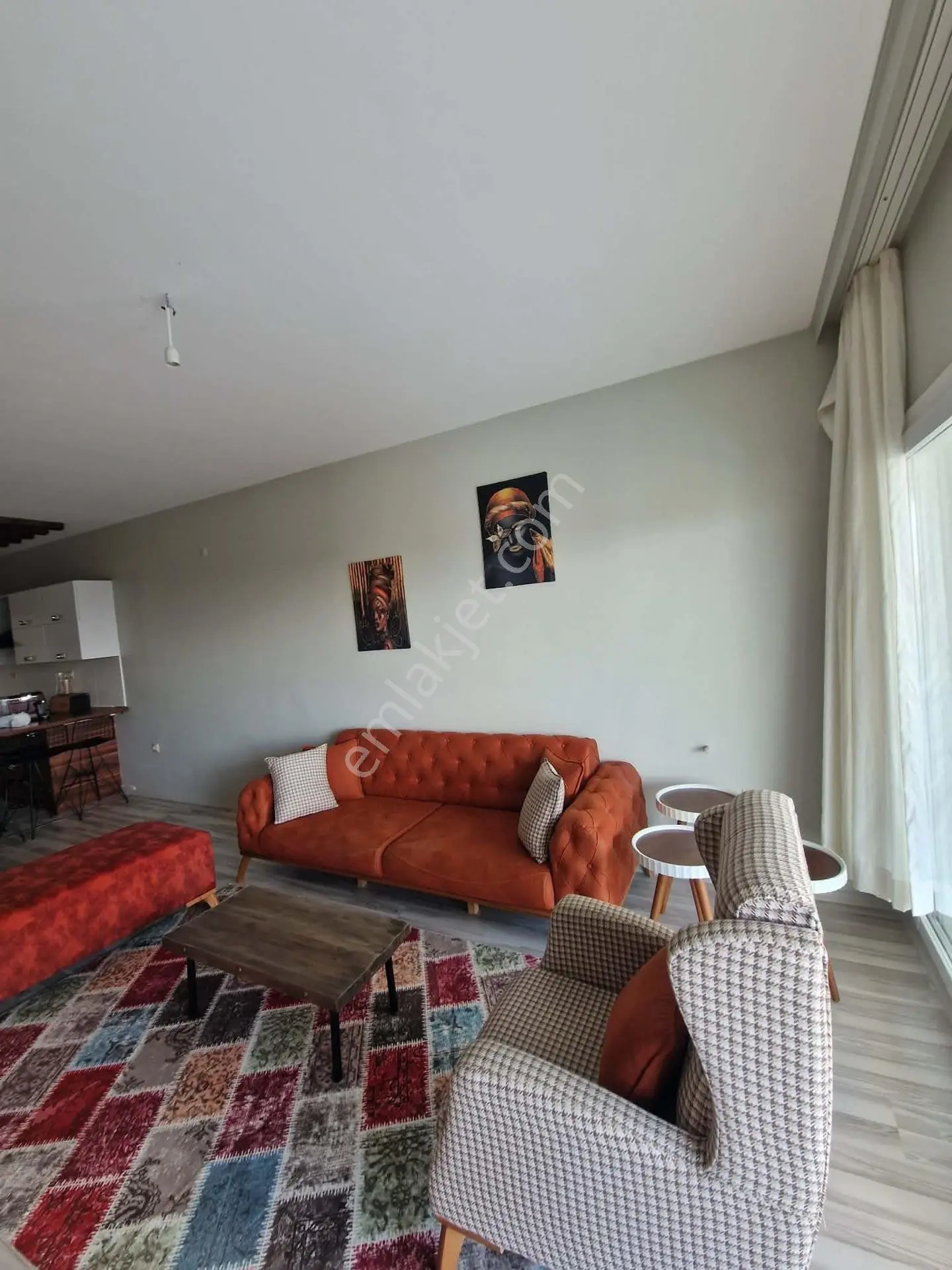 Kuşadası'nda Eşyalı, Havuzlu Sitede Geniş 2+1 Satılık Daire — fotoğraf 7