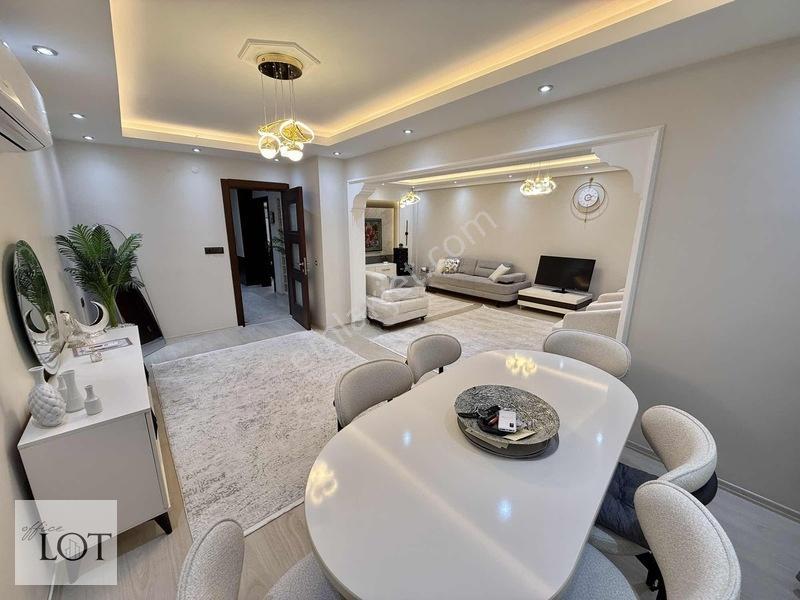 Atalar Mahallesi Lise Işıkları Altı Satılık 3+1 Daire — fotoğraf 3