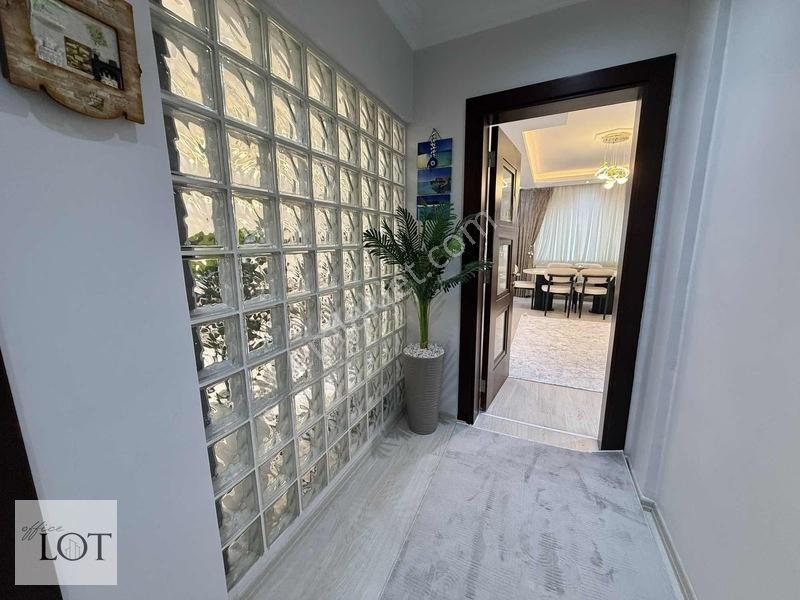 Atalar Mahallesi Lise Işıkları Altı Satılık 3+1 Daire — fotoğraf 9