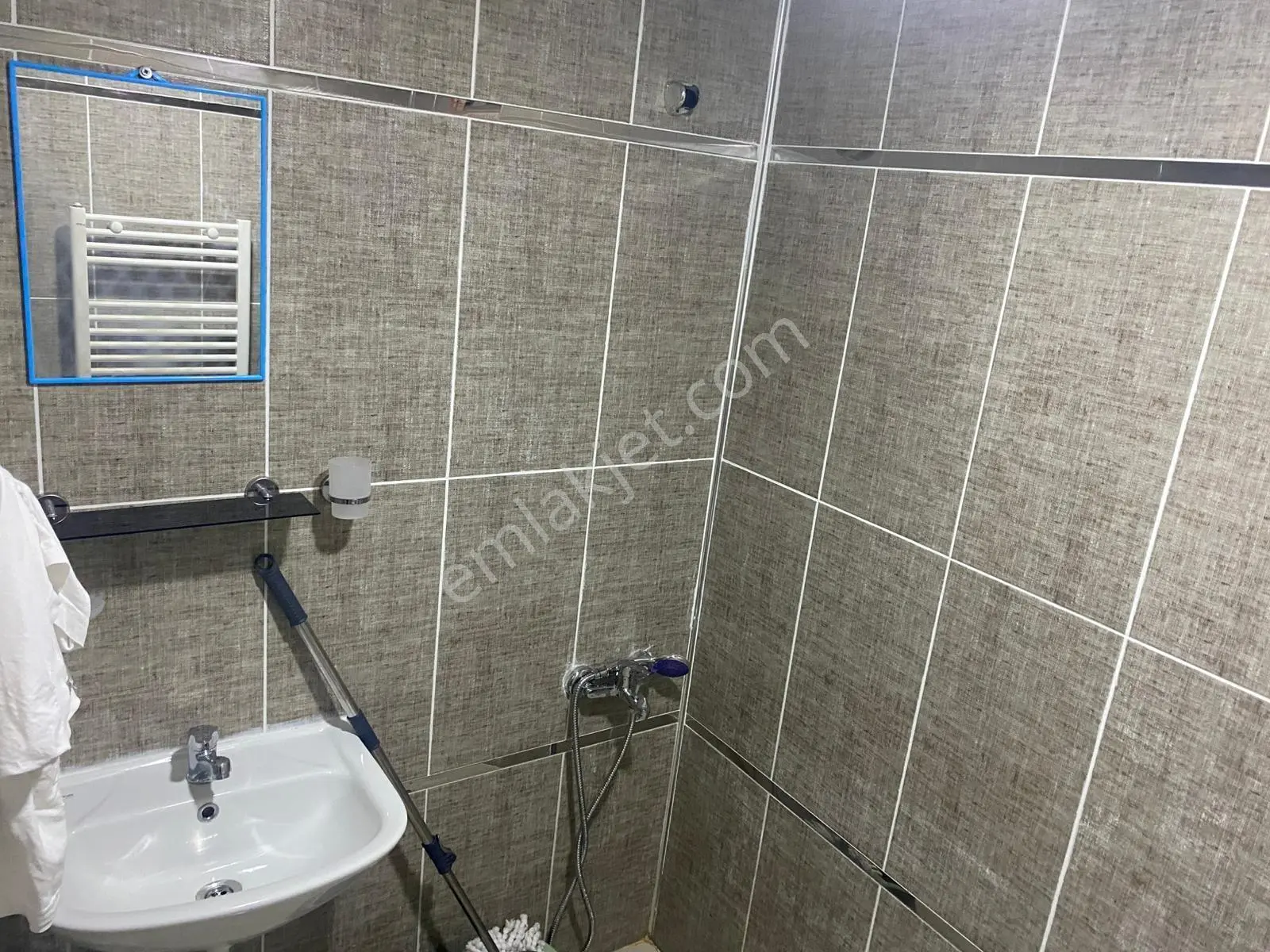 İdeal'den Satılık Sıfır Bina & Arakat Daire ! (yatırımlık ) — fotoğraf 13