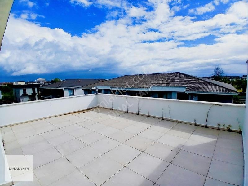 Fiyatıyla Şaşırtan Tripleks Villa! Havuzlu Sitede, Denize Yakın! — fotoğraf 20