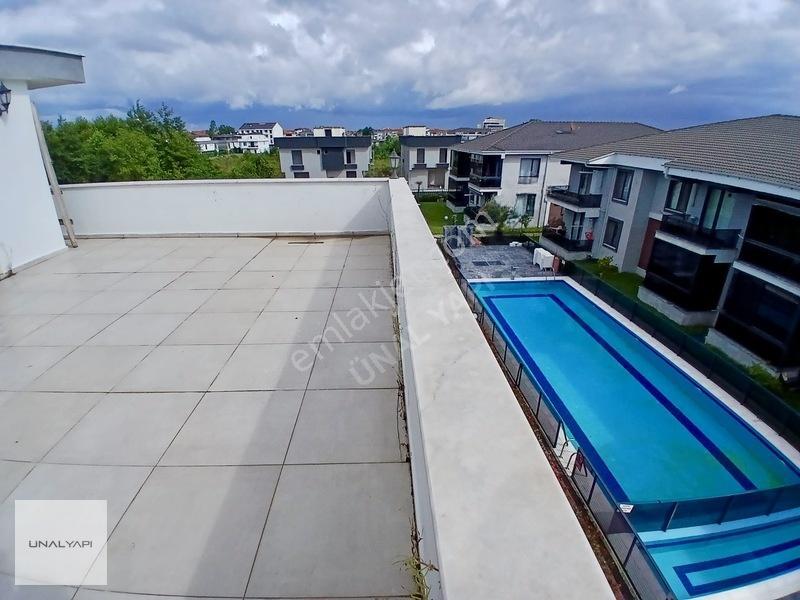 Fiyatıyla Şaşırtan Tripleks Villa! Havuzlu Sitede, Denize Yakın! — fotoğraf 21