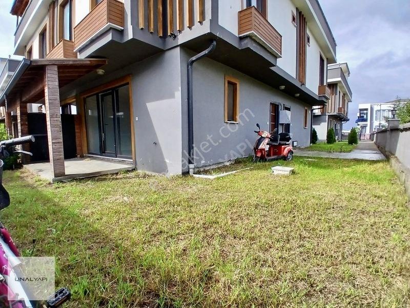 Fiyatıyla Şaşırtan Tripleks Villa! Havuzlu Sitede, Denize Yakın! — fotoğraf 25