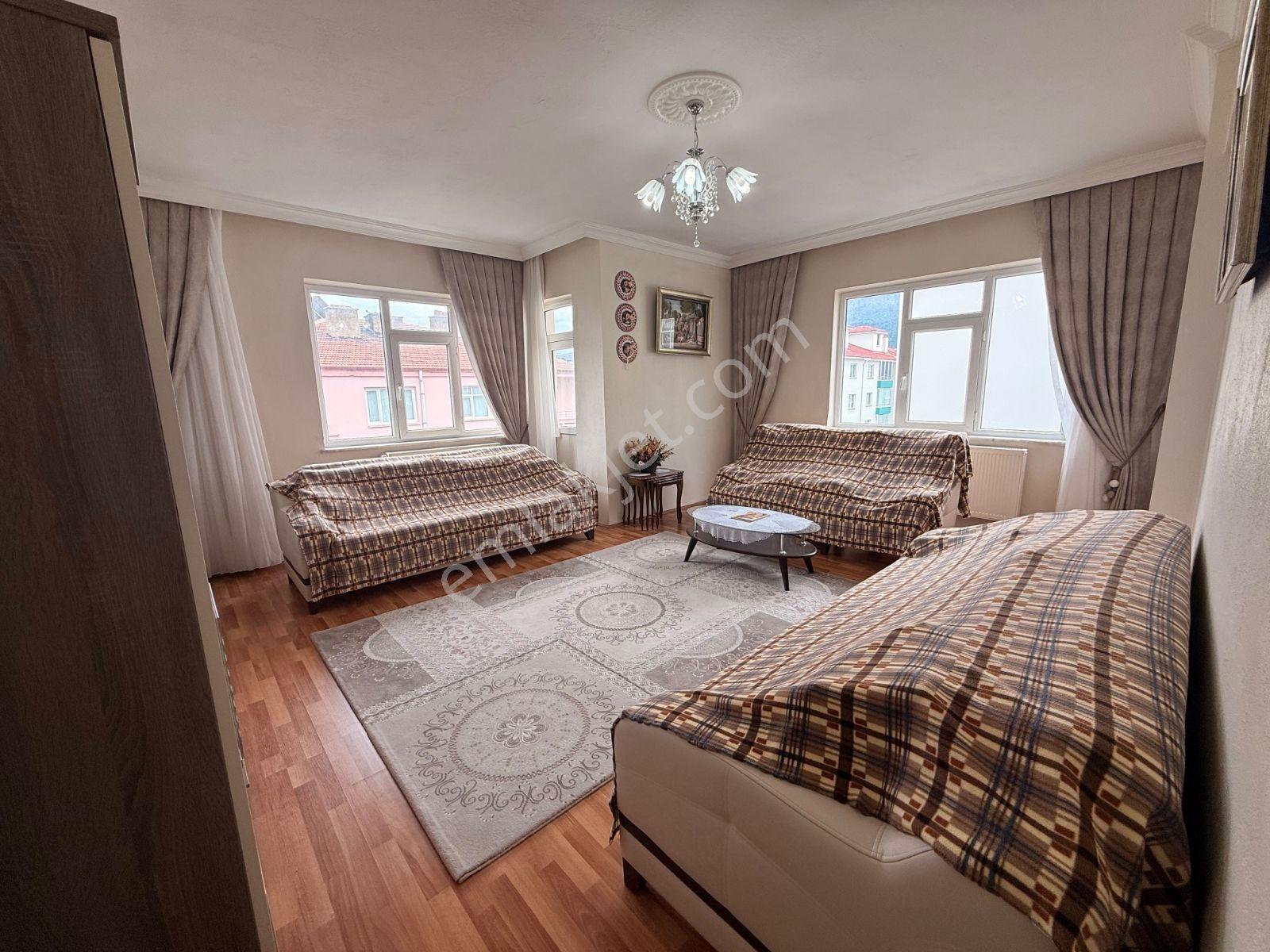 Özçelebi'den Yeni Mah. Asansörlü 3+1 Ara Kat Satılık Daire — fotoğraf 2