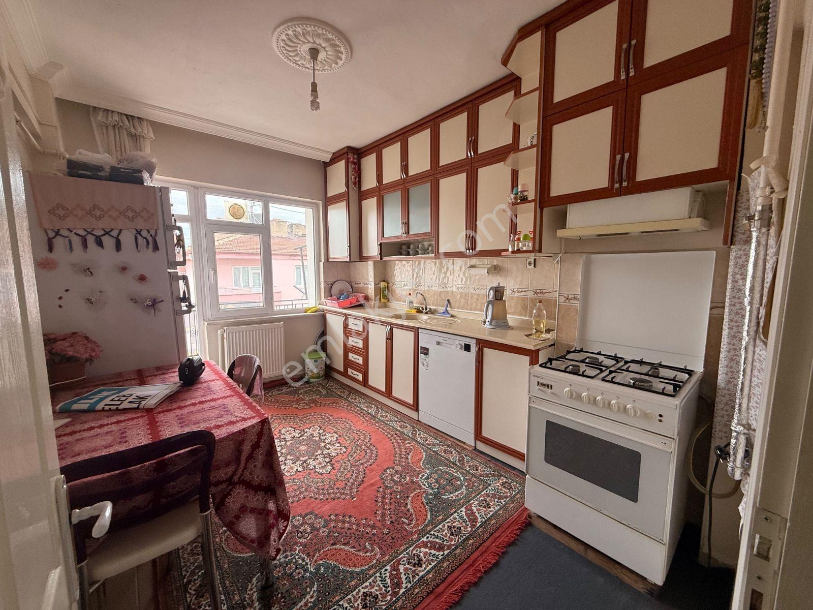 Özçelebi'den Yeni Mah. Asansörlü 3+1 Ara Kat Satılık Daire — fotoğraf 12