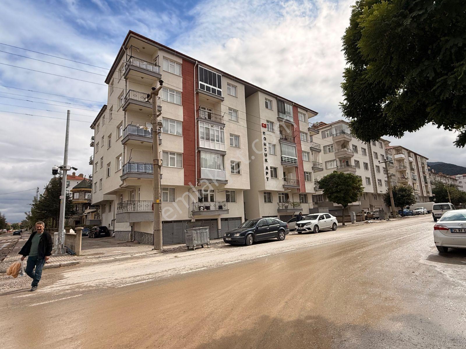 Özçelebi'den Yeni Mah. Asansörlü 3+1 Ara Kat Satılık Daire — fotoğraf 25