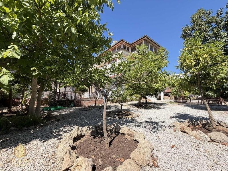 Alanya Oba'da Satılık Geniş Kullanışlı Ultra Lüks Villa — fotoğraf 15