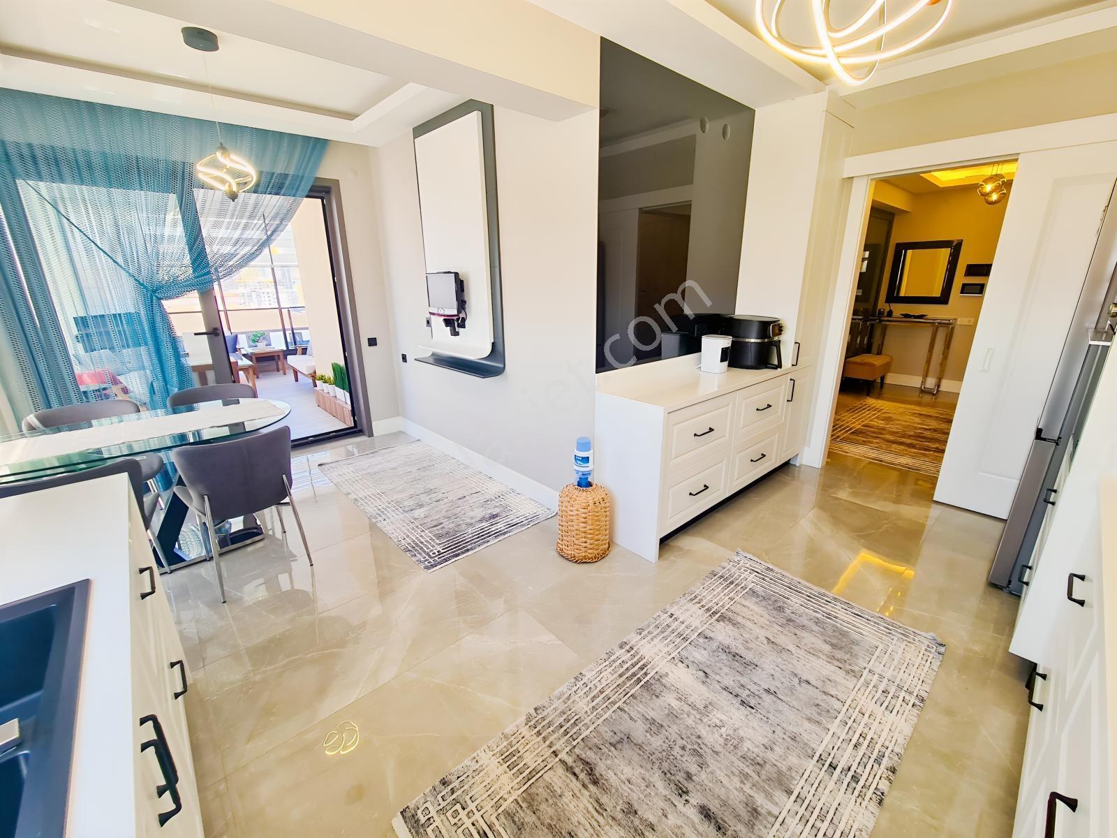 Ovacık'ta Benzersiz Özel Tasarım Lüks 4+1 Daire Realty Gate'ten — fotoğraf 8