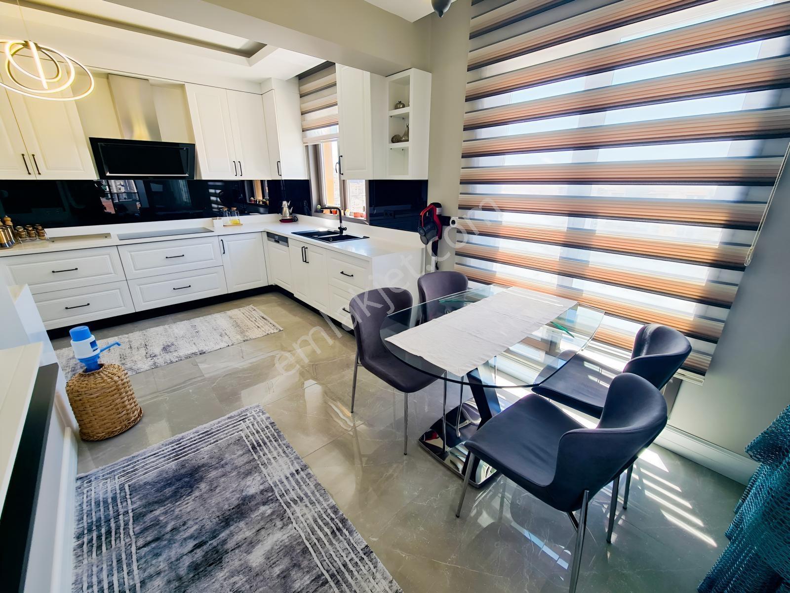 Ovacık'ta Benzersiz Özel Tasarım Lüks 4+1 Daire Realty Gate'ten — fotoğraf 11