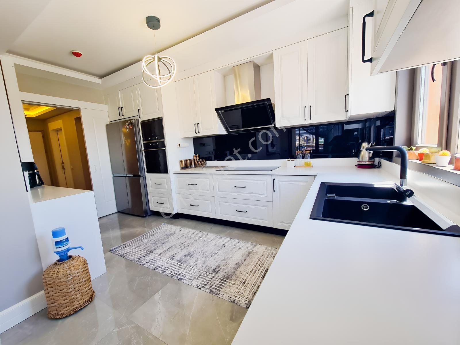 Ovacık'ta Benzersiz Özel Tasarım Lüks 4+1 Daire Realty Gate'ten — fotoğraf 13