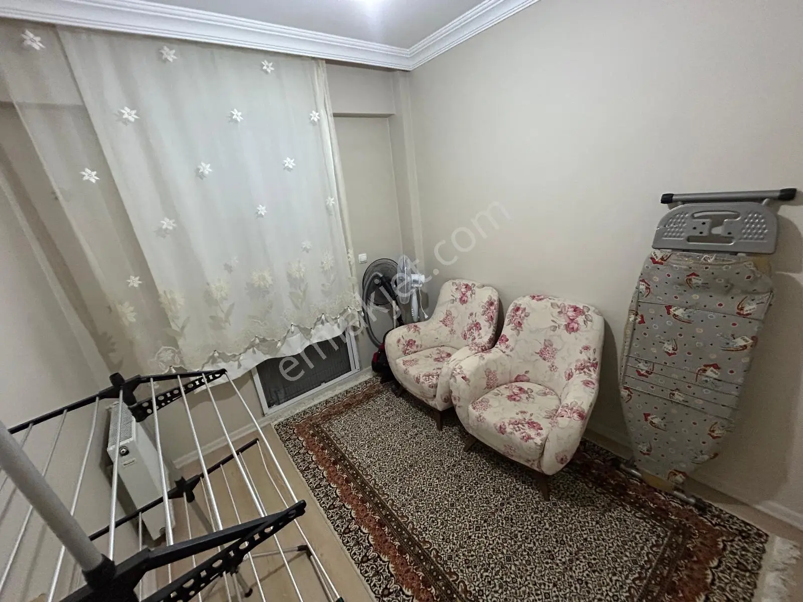 Yükselden Edremitte Yeni Binada D.gazlı Bahçeli Eşyalı 2+1 Satılık Daire — fotoğraf 8