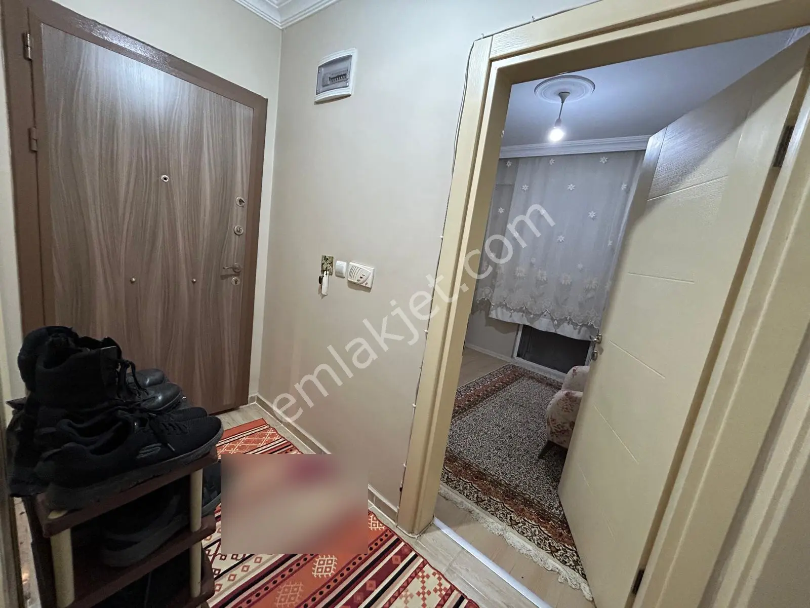 Yükselden Edremitte Yeni Binada D.gazlı Bahçeli Eşyalı 2+1 Satılık Daire — fotoğraf 15