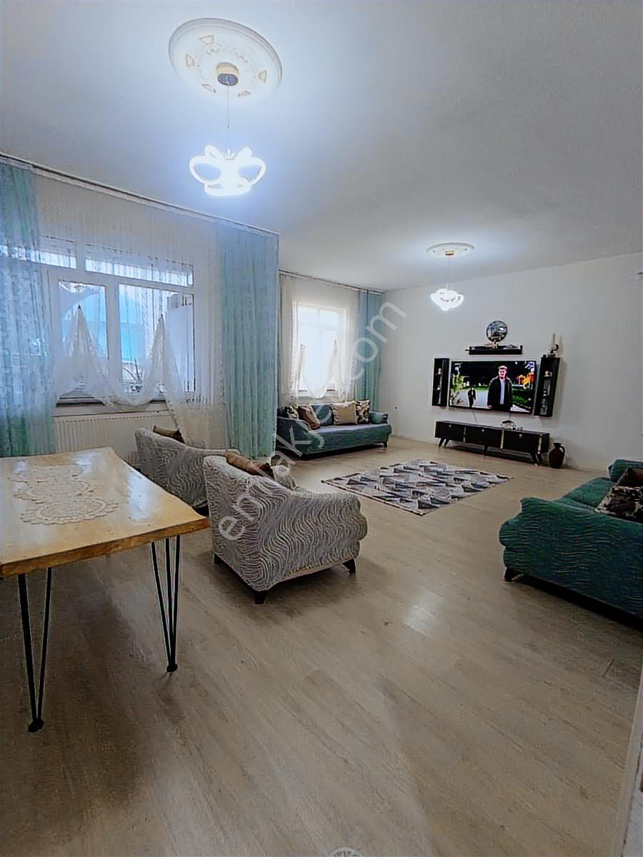 Artvin Şavşat'da Satılık 3+1 160 Metre Daire — fotoğraf 12