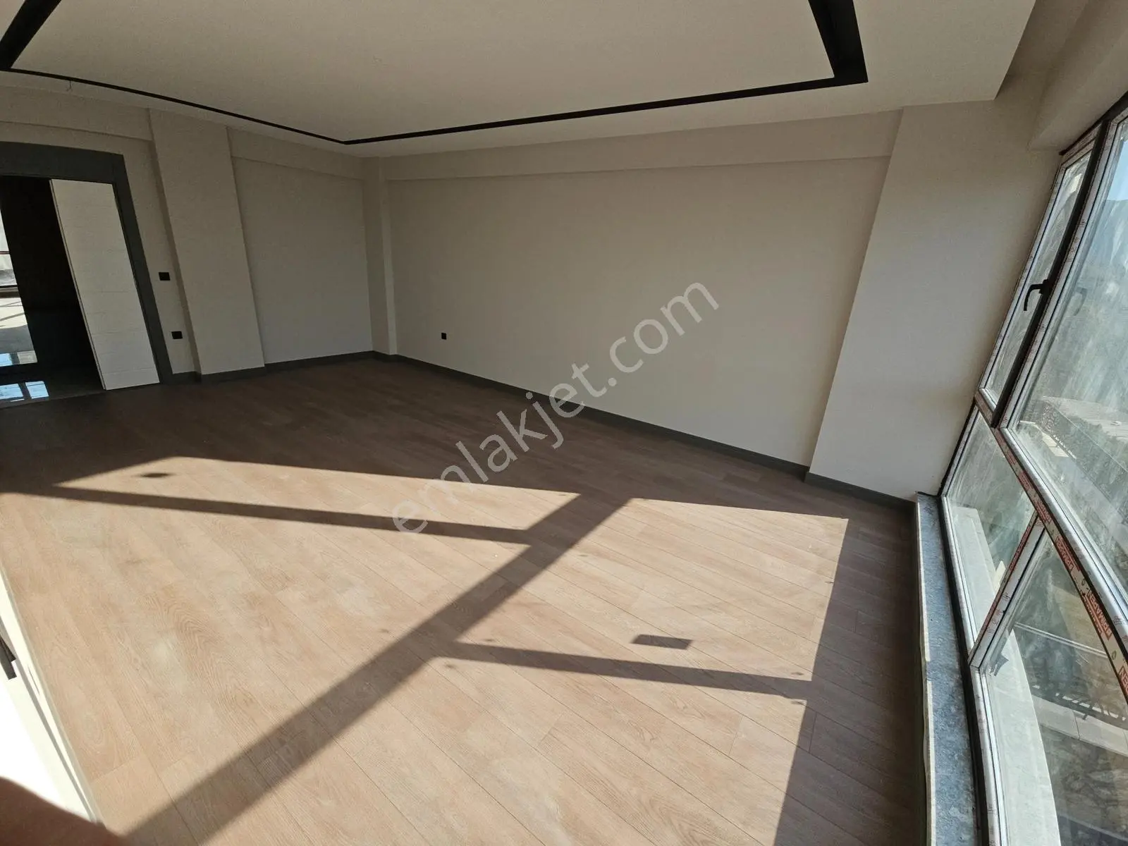 Özkandan Deniz Manzaralı Havuzlu Sitede 3+1 145 M² Satılık Daire — fotoğraf 15