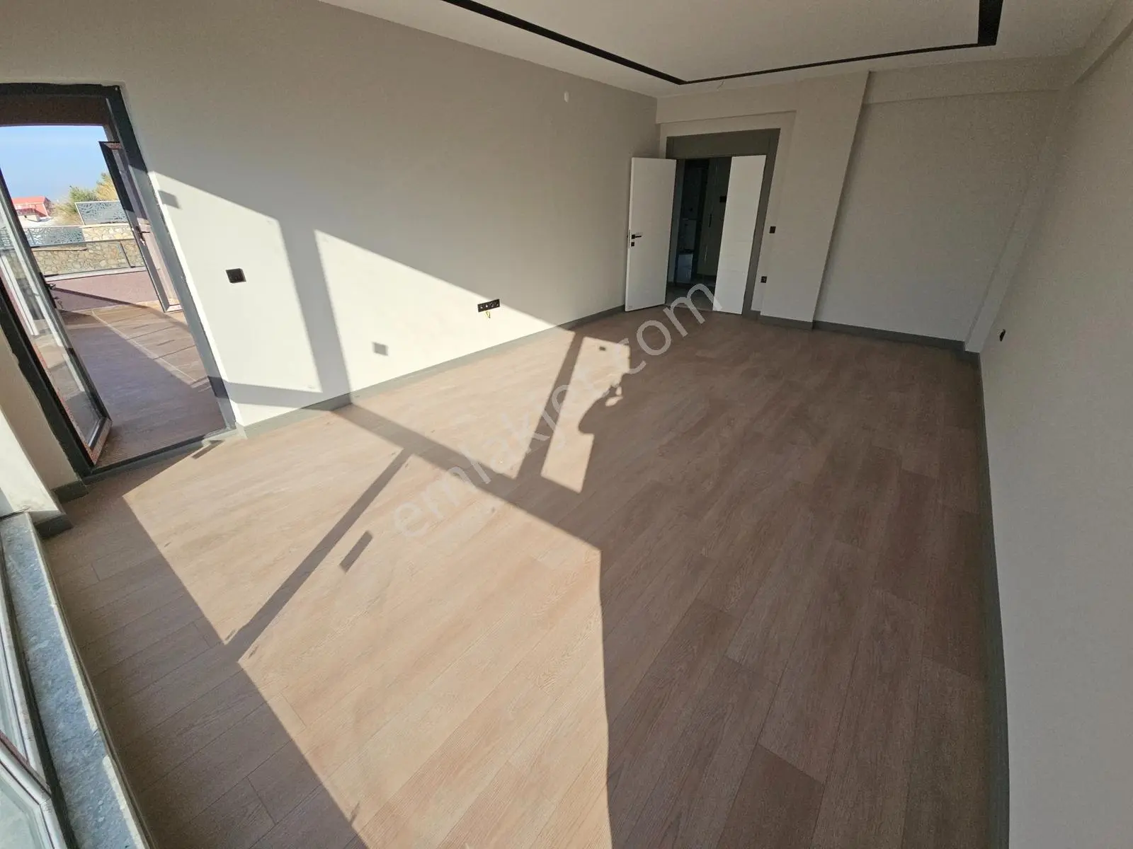 Özkandan Deniz Manzaralı Havuzlu Sitede 3+1 145 M² Satılık Daire — fotoğraf 16