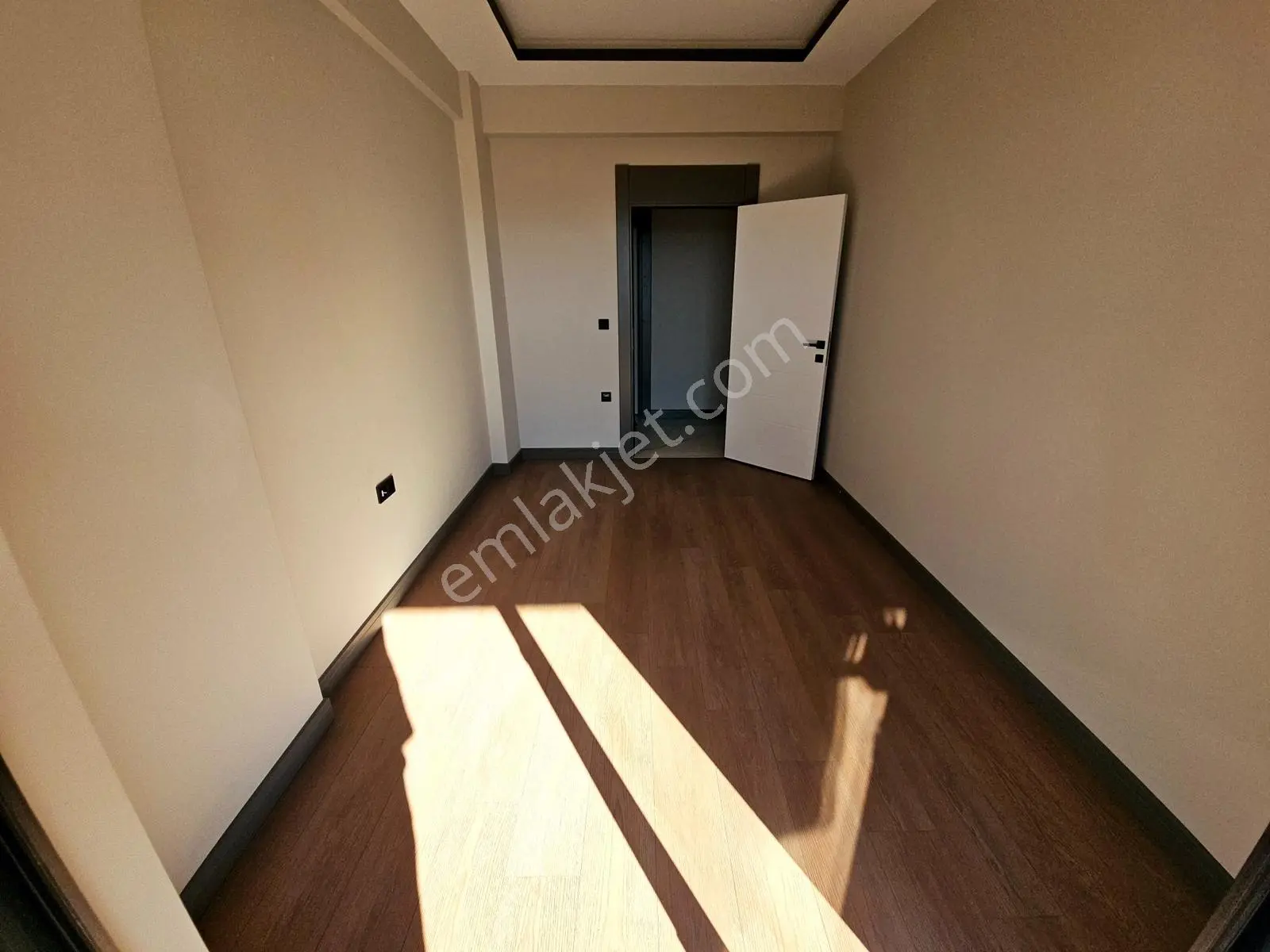 Özkandan Deniz Manzaralı Havuzlu Sitede 3+1 145 M² Satılık Daire — fotoğraf 20