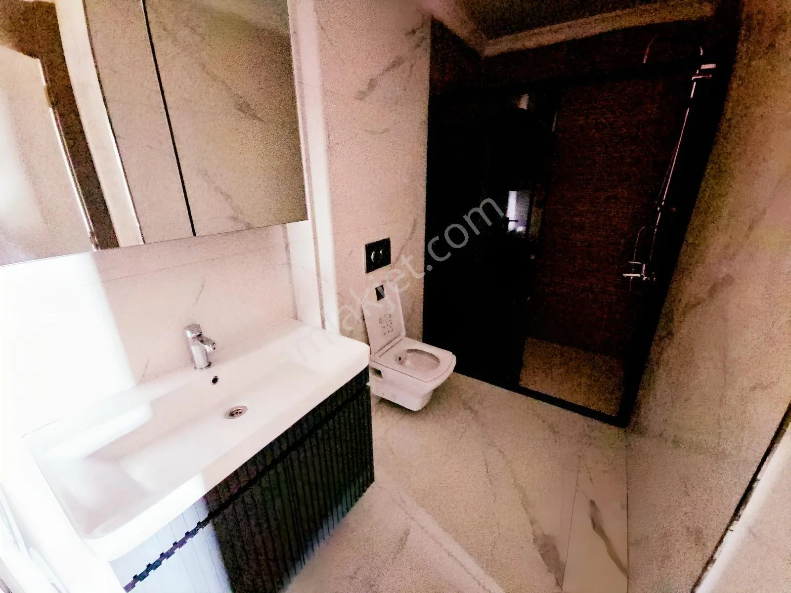 Özkandan Deniz Manzaralı Havuzlu Sitede 3+1 145 M² Satılık Daire — fotoğraf 23