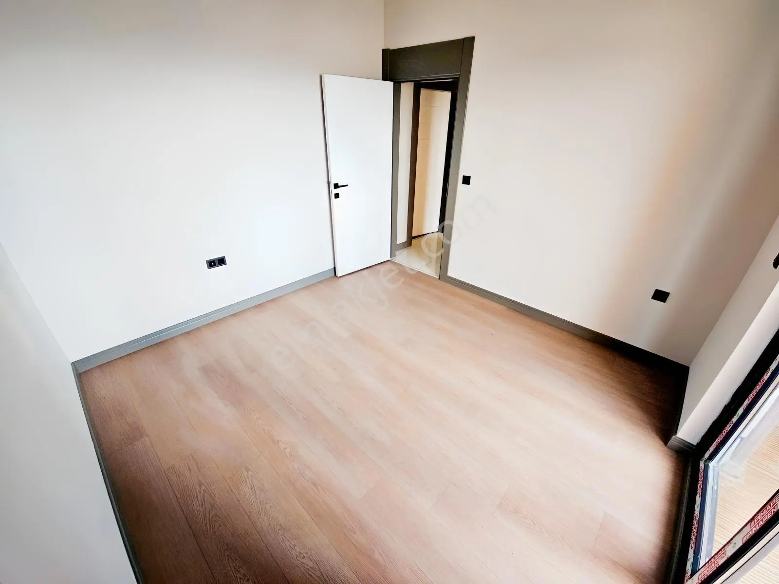 Özkandan Deniz Manzaralı Havuzlu Sitede 3+1 145 M² Satılık Daire — fotoğraf 26