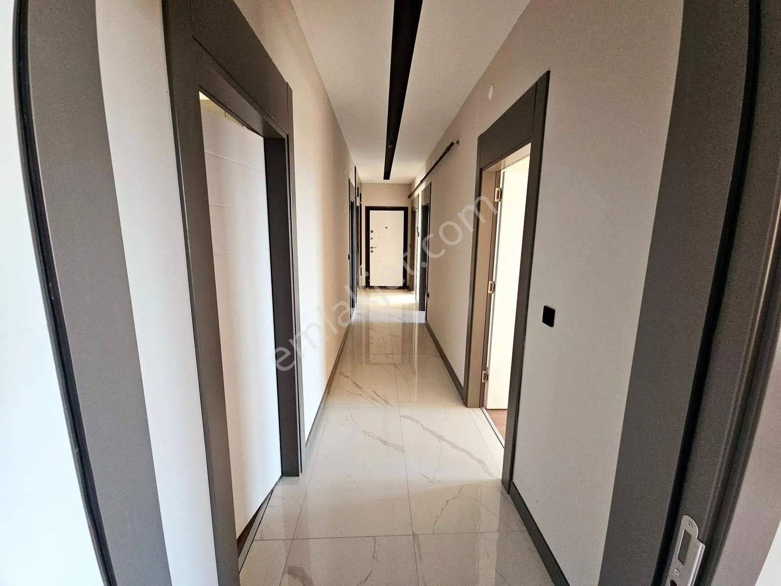 Özkandan Deniz Manzaralı Havuzlu Sitede 3+1 145 M² Satılık Daire — fotoğraf 27