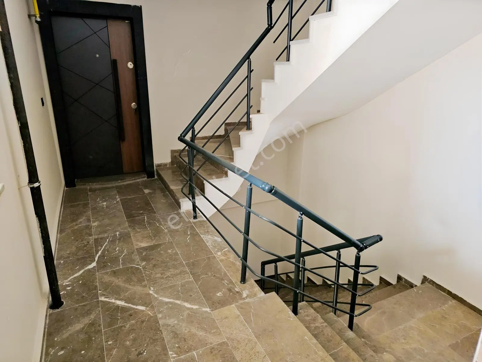 Özkandan Deniz Manzaralı Havuzlu Sitede 3+1 145 M² Satılık Daire — fotoğraf 33