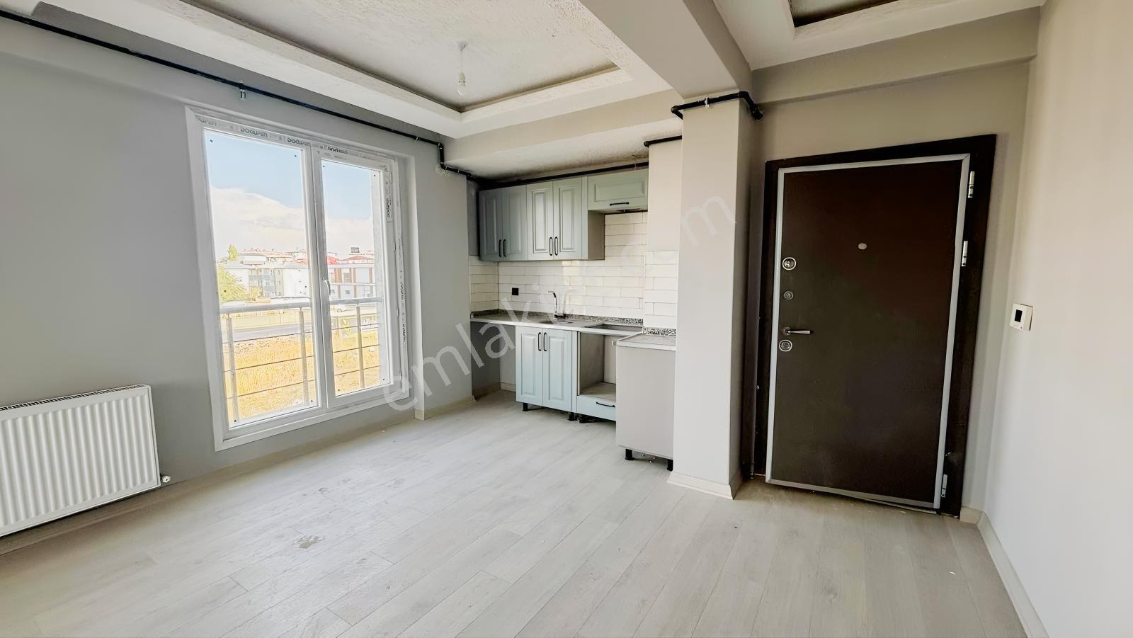 Royale'den Dadaşkent'te Satılık 1+1 Fırsat Daire! — fotoğraf 2