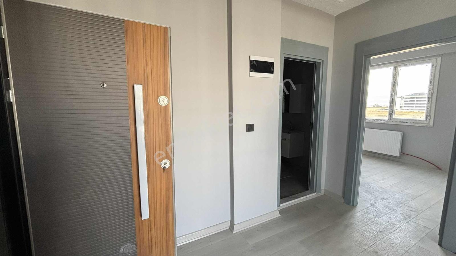 Royale'den Dadaşkent'te Satılık 1+1 Fırsat Daire! — fotoğraf 3