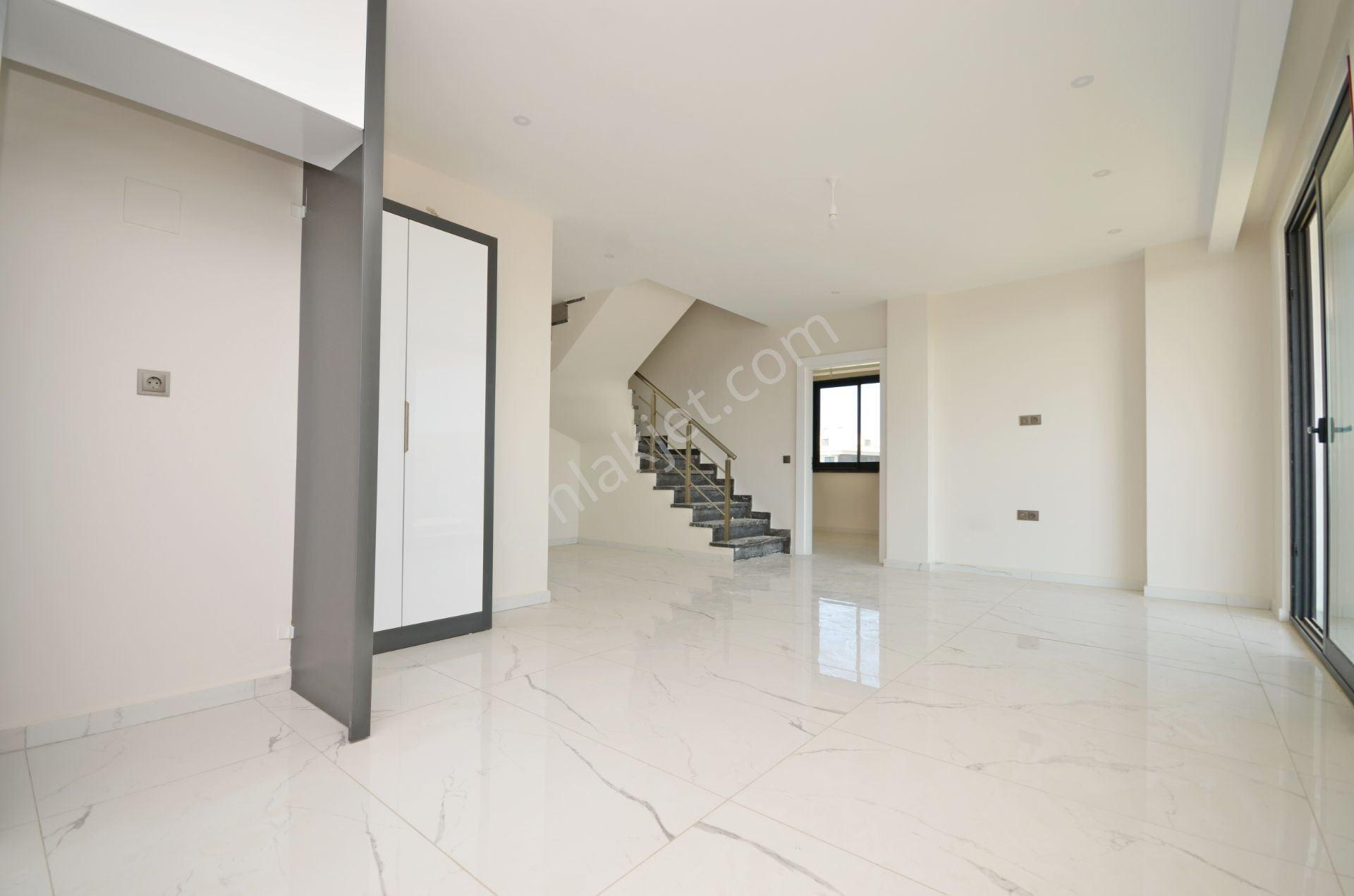 Alanya / Avsallar’da Satılık Muhteşem 4+1 Lüks Penthouse — fotoğraf 3