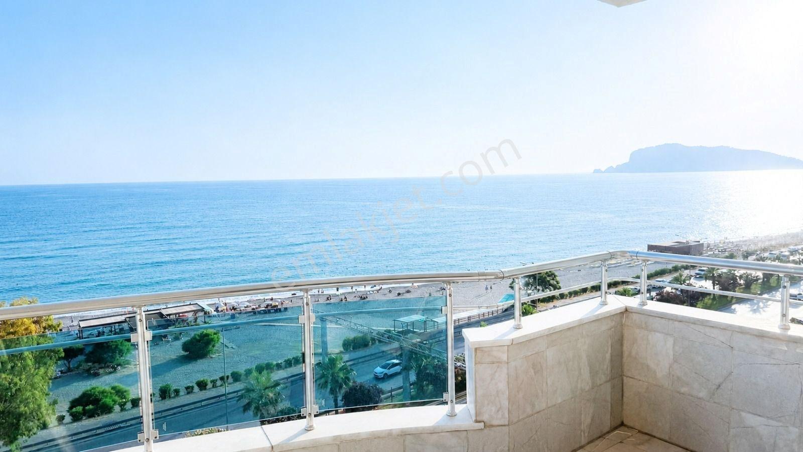 Alanya Tosmur'da Denize Sıfır Full Deniz Manzaralı 3+1 Daire — fotoğraf 2