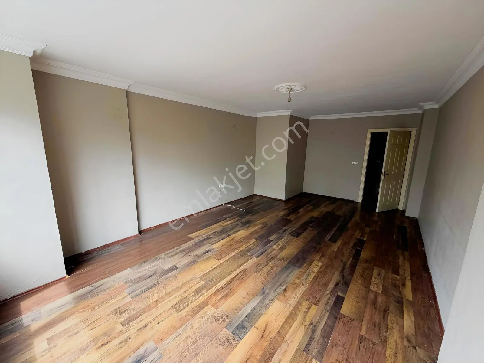 Mollaoğlu Konutlarında Geniş Kullanışlı 3+1 Daire — fotoğraf 16