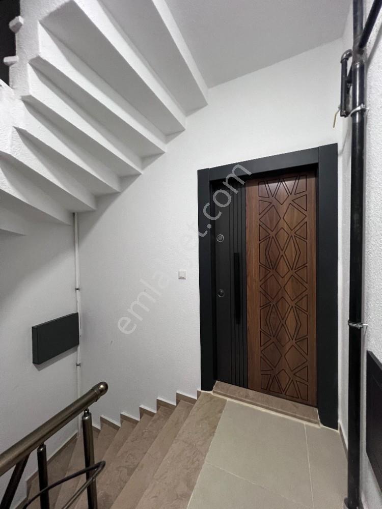 Halkalı İstasyon Mah.1+1 Eşyalı Satılık Daire — fotoğraf 18