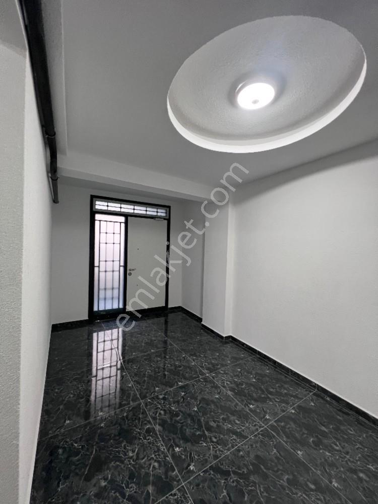 Halkalı İstasyon Mah.1+1 Eşyalı Satılık Daire — fotoğraf 20