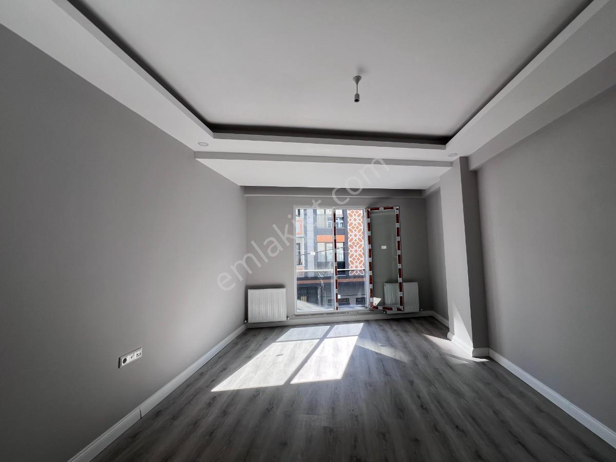 Halkalı İstasyon Mah.1+1 Eşyalı Satılık Daire — fotoğraf 24