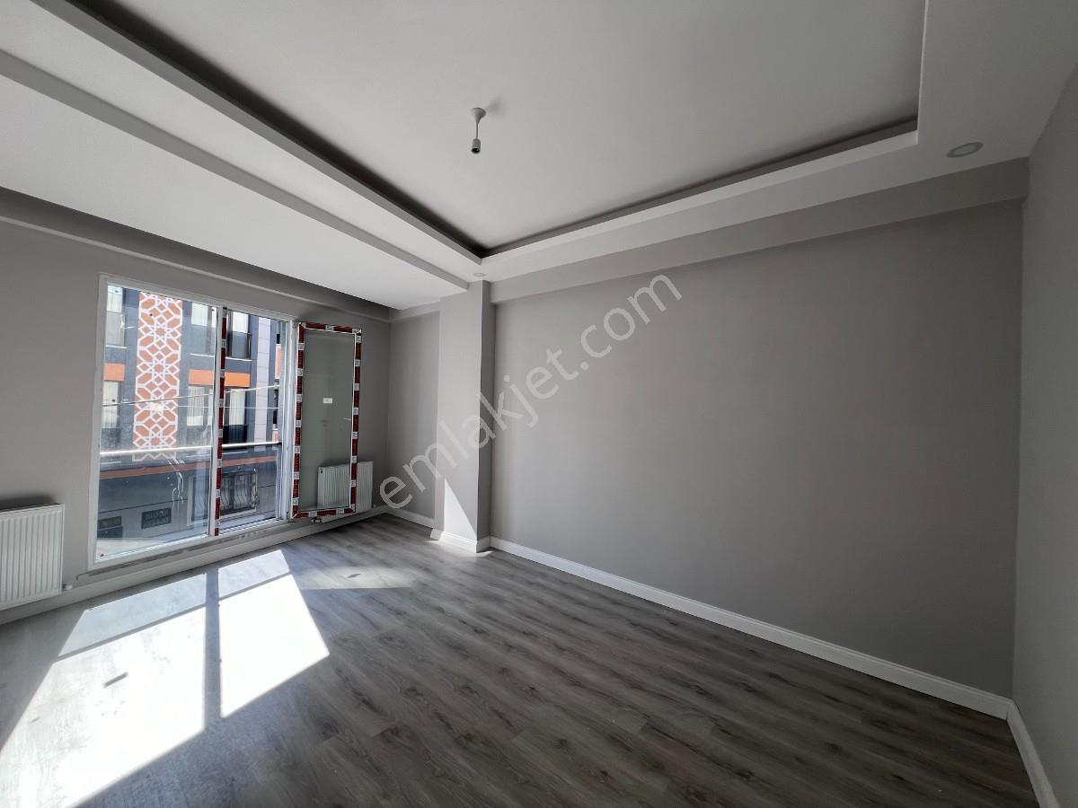 Halkalı İstasyon Mah.1+1 Eşyalı Satılık Daire — fotoğraf 25