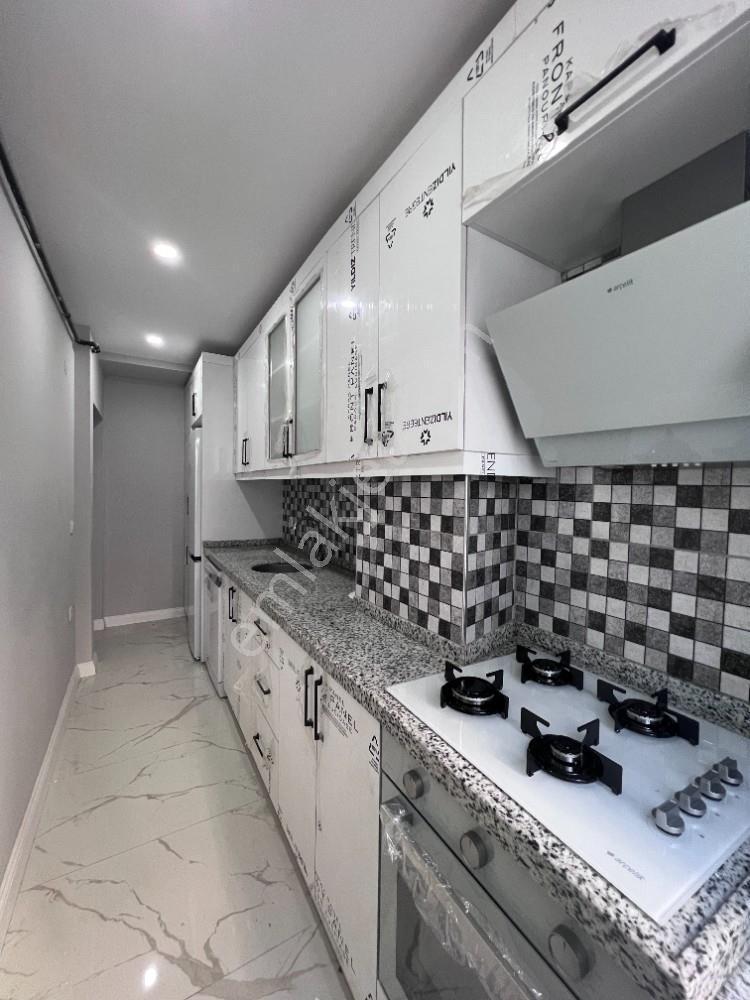 Halkalı İstasyon Mah.1+1 Eşyalı Satılık Daire — fotoğraf 27