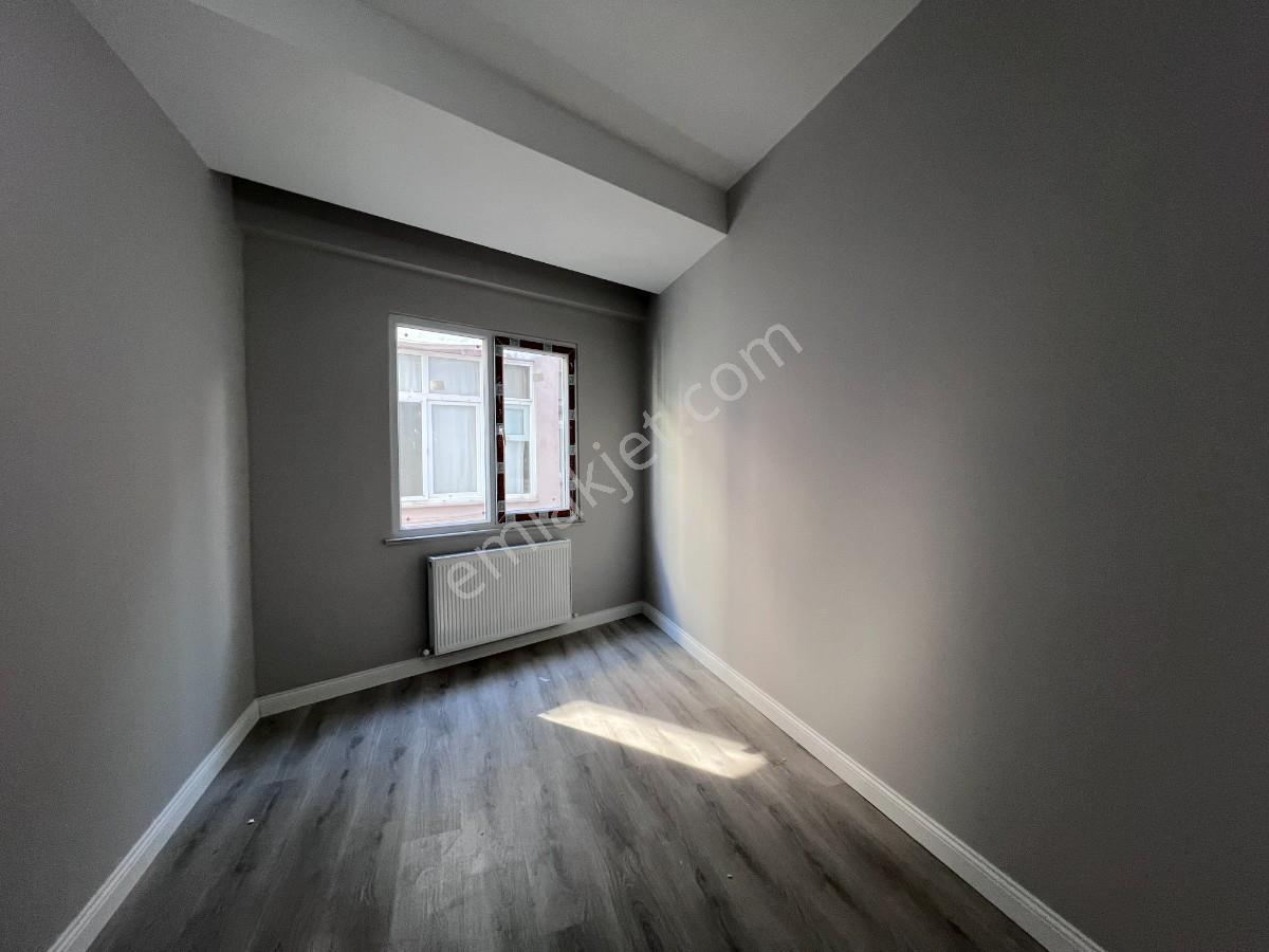 Halkalı İstasyon Mah.1+1 Eşyalı Satılık Daire — fotoğraf 29