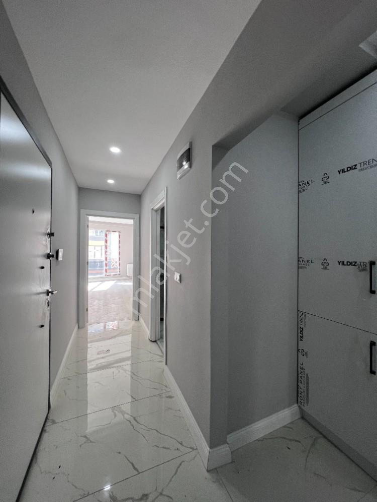 Halkalı İstasyon Mah.1+1 Eşyalı Satılık Daire — fotoğraf 32