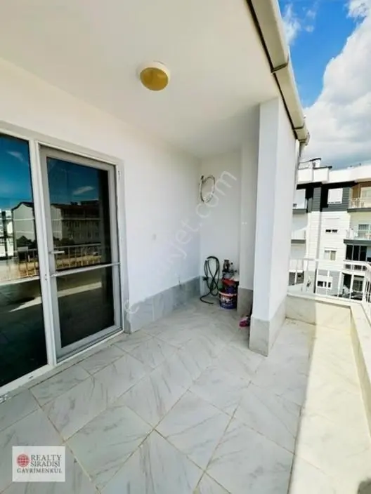 Altıntaş'ın Köklü Sitesi Hava İşde Satılık Geniş Dubleks Daire — fotoğraf 3