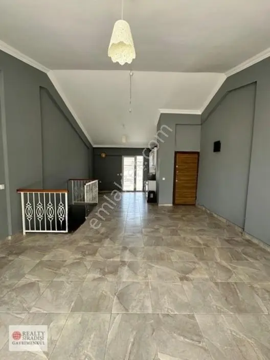 Altıntaş'ın Köklü Sitesi Hava İşde Satılık Geniş Dubleks Daire — fotoğraf 5
