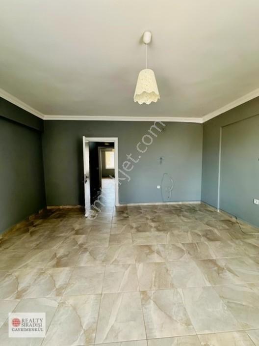 Altıntaş'ın Köklü Sitesi Hava İşde Satılık Geniş Dubleks Daire — fotoğraf 17