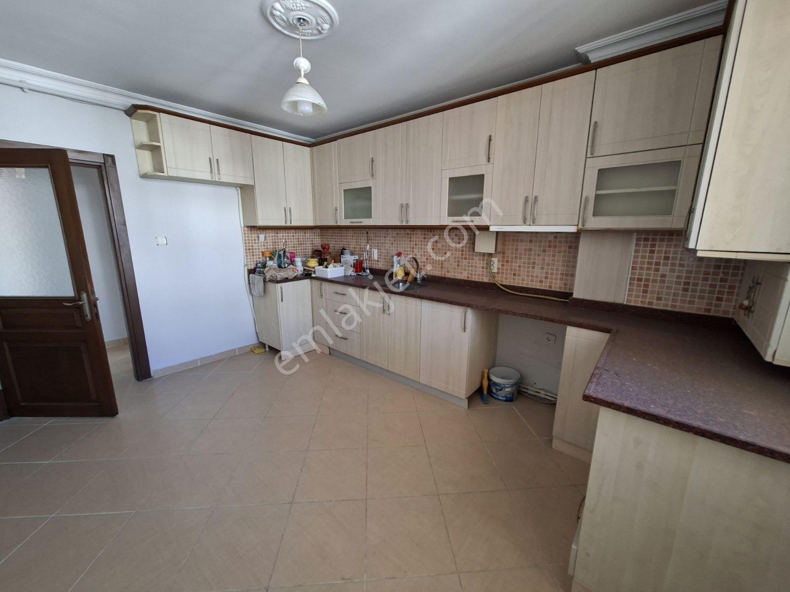 Aksoy'dan Okullar Bölgesi 150m² Satılık 3+1daire — fotoğraf 15