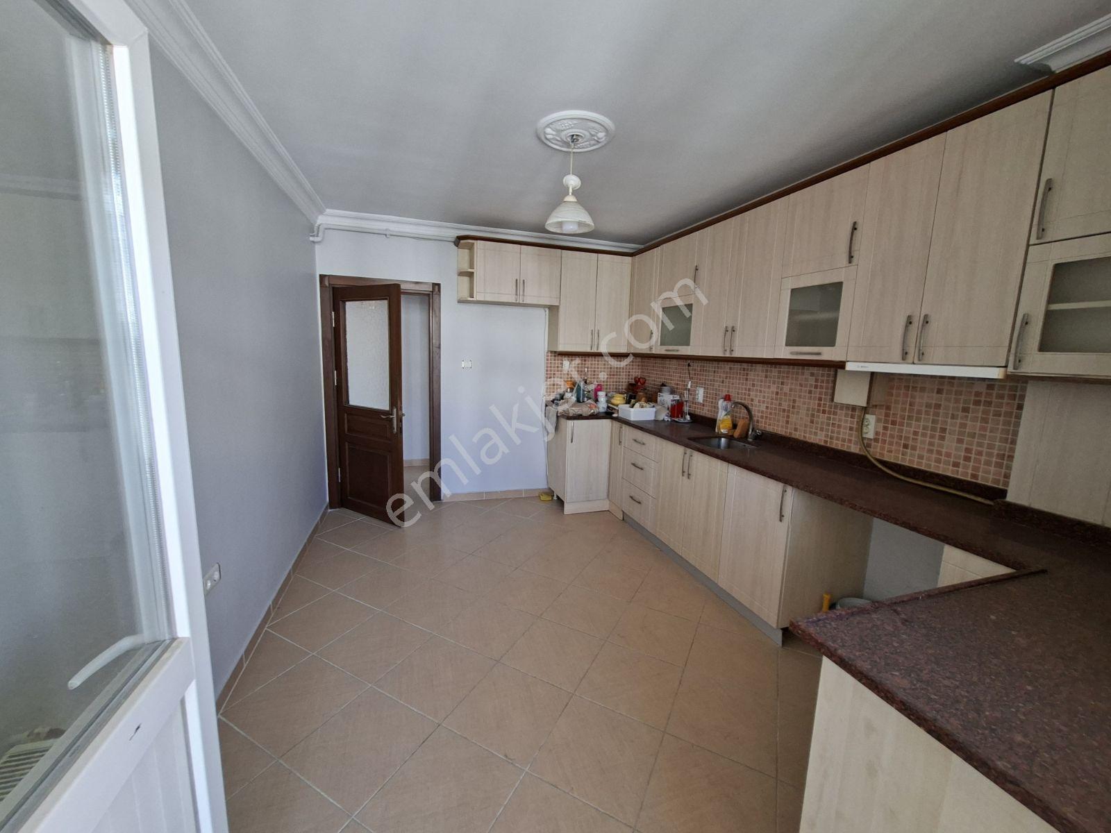 Aksoy'dan Okullar Bölgesi 150m² Satılık 3+1daire — fotoğraf 18