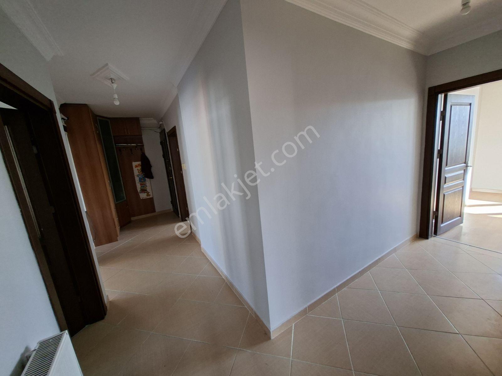 Aksoy'dan Okullar Bölgesi 150m² Satılık 3+1daire — fotoğraf 19