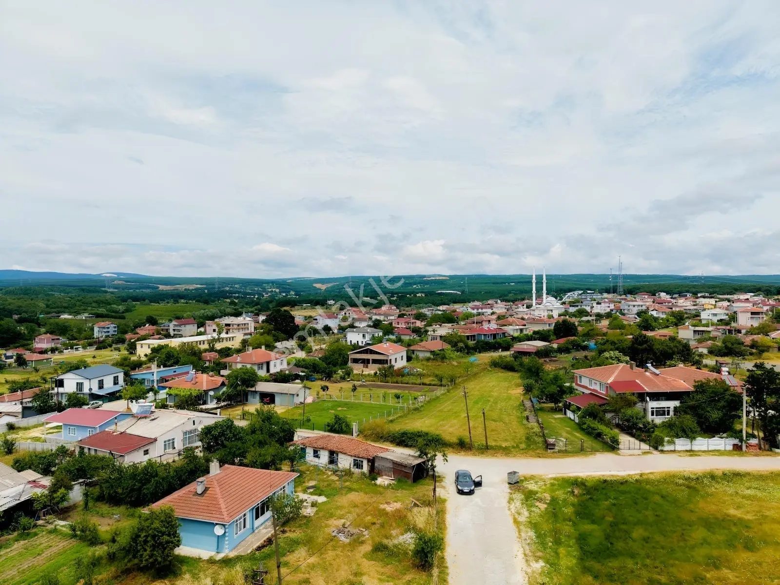 Arya Yapı'dan Köy İçinde Yatırımlık Ve Yaşamlık Mükemmel Arsa! — fotoğraf 2