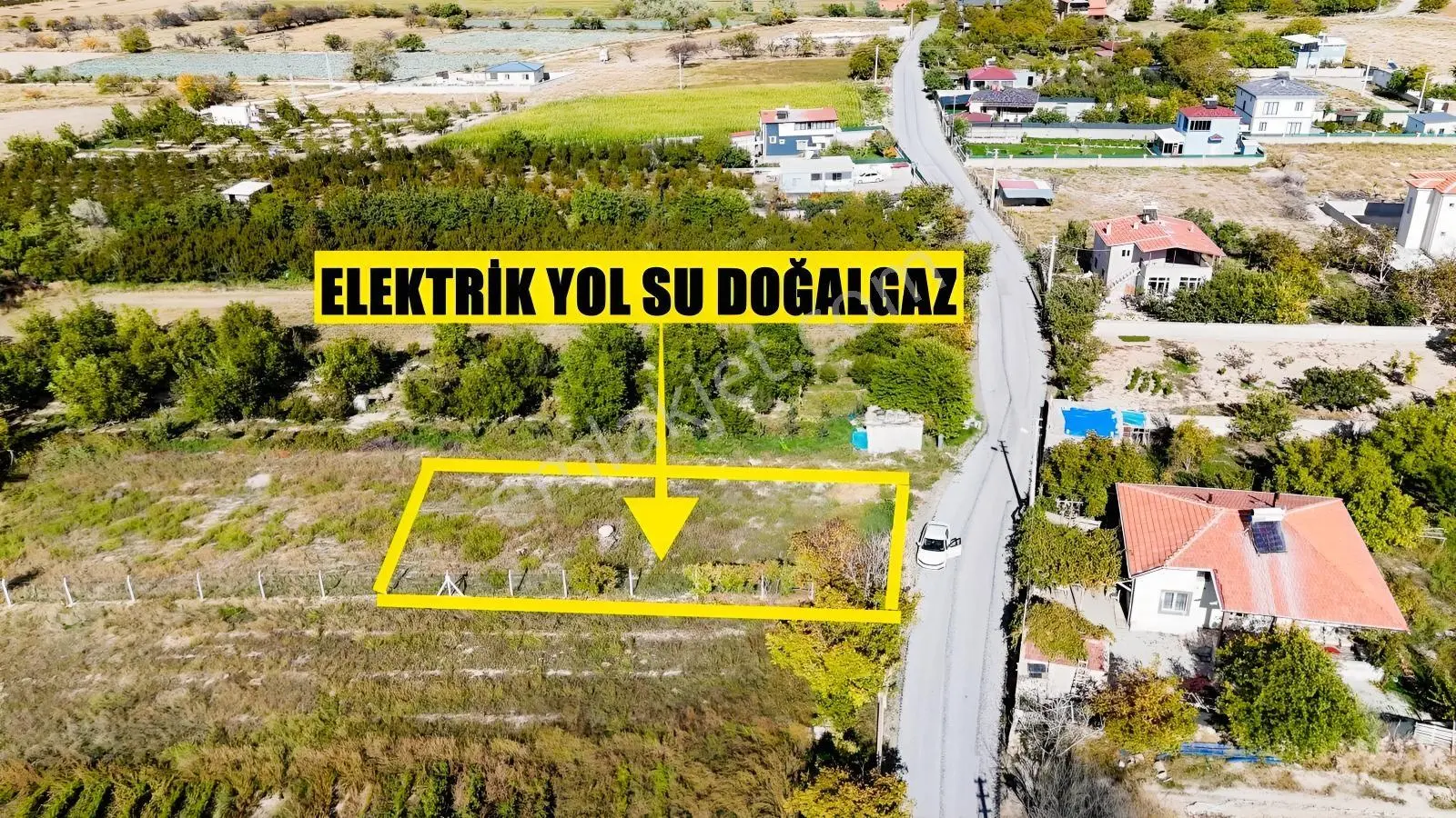 Sazlıca Yukarı Mahallede Doğalgaz Başında 600 M2 Satılık Arsa — fotoğraf 2